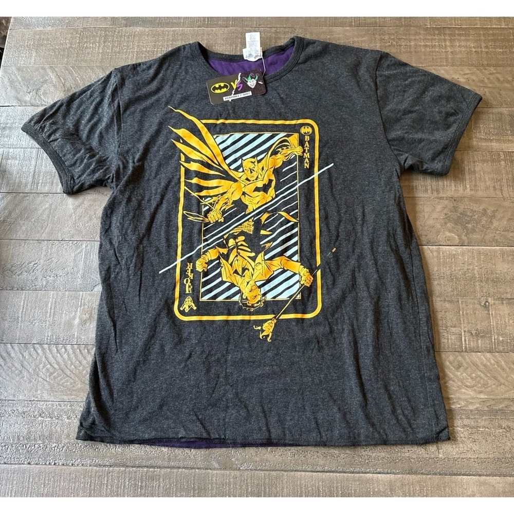 NWT DC World's Finest Collection Box Men's Batman /Joker Reversible Tee Size L